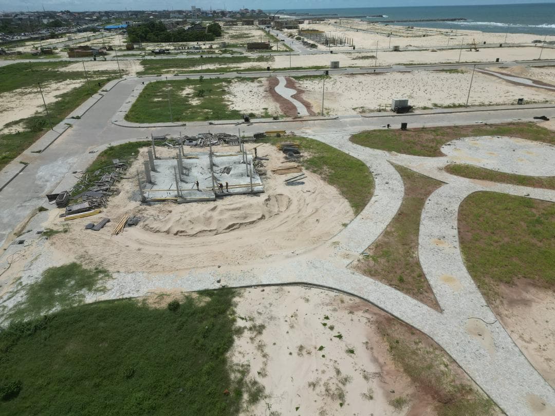 25 villas at Maiyegun Beach Estate — image 2