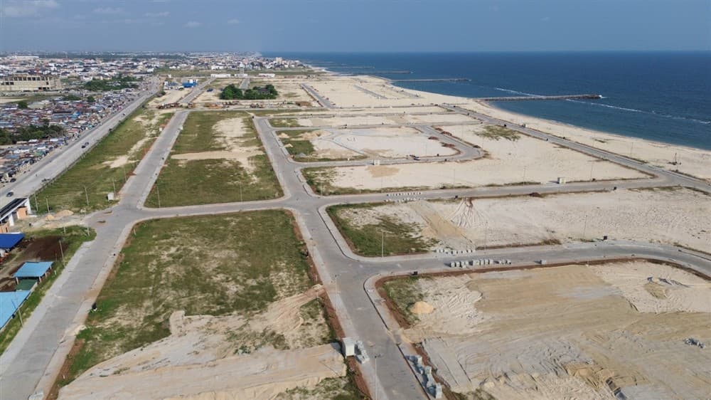 Duplexes at Maiyegun Beach Estate — image 6