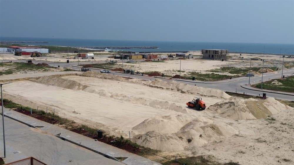 Duplexes at Maiyegun Beach Estate — image 12